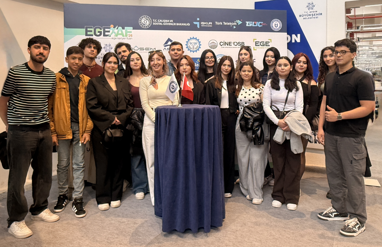 Ege Kariyer Fuarı 2026’ya Dalaman MYO öğrencileri Katılım sağladı.