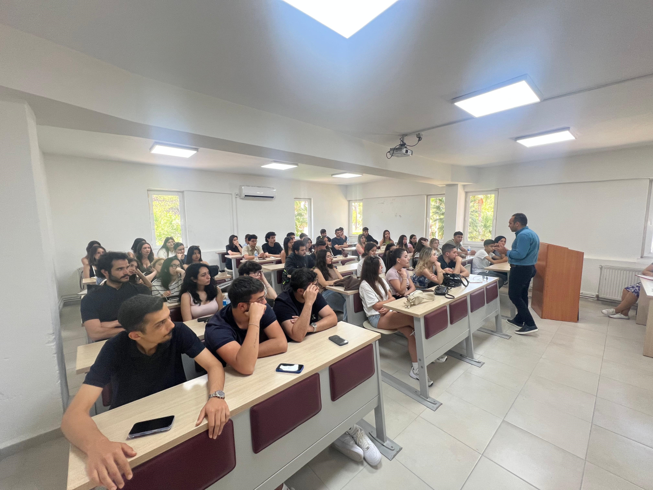 A Dean-Student Meeting Was Held at Our College