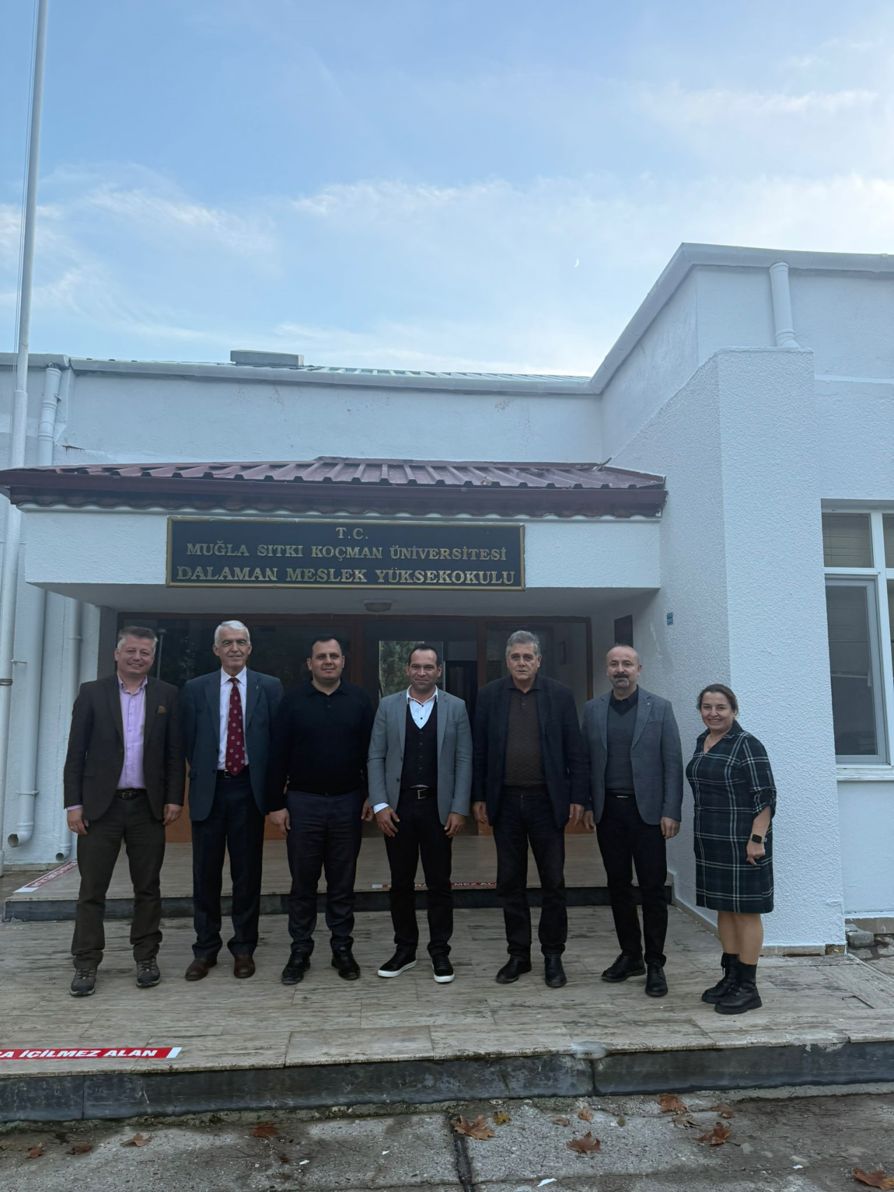 Mr. Sezer DURMUŞ, Mayor of Dalaman Municipality and Mr. Hamdi ÇAKIR, President of Dalaman Higher Education Institutions Development Association, paid a corporate visit to our School.