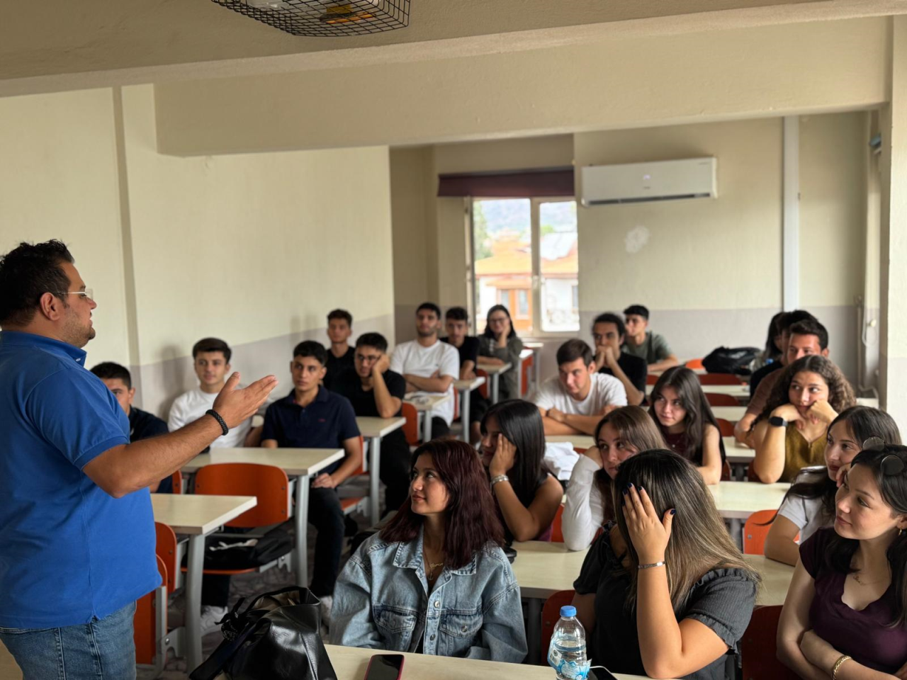 Yüksekokulumuzu Yeni Kazanan Öğrencilerimize Oryantasyon Eğitimleri Verildi