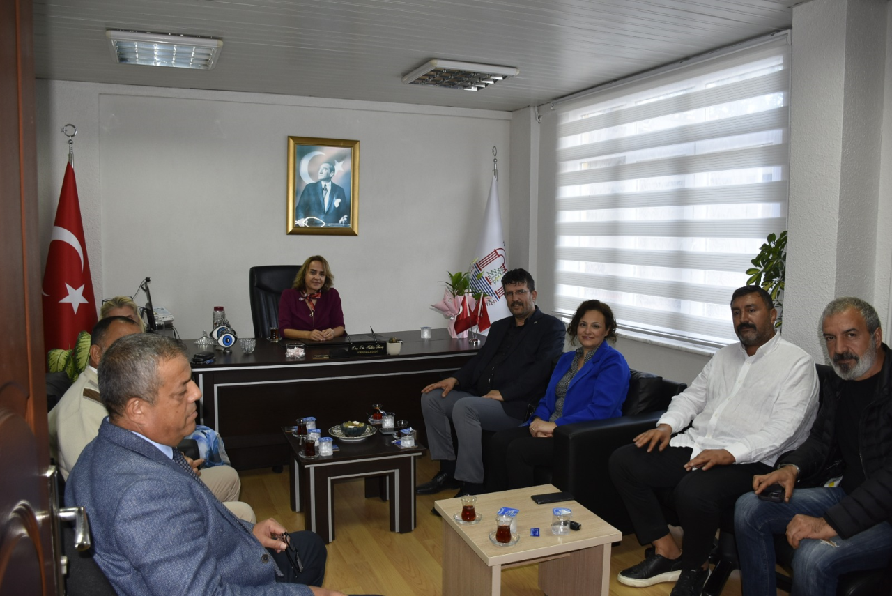 MHP Köyceğiz Teşkilatından Okulumuza Ziyaret 