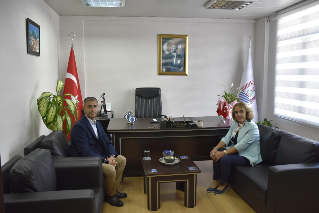 Köyceğiz Orman işletme Müdürü Volkan AYDIN, Yüksekokul Müdürümüz Doç. Dr. Hatice ULUSOY