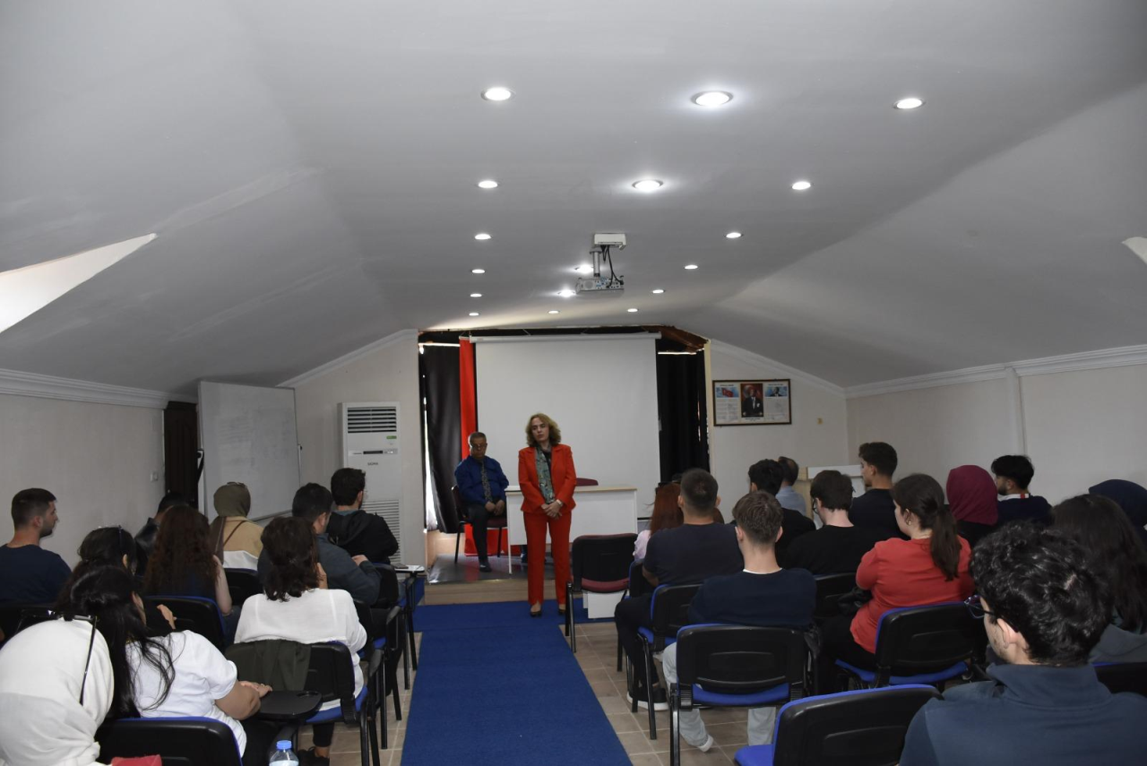 Müdür- Öğrenci Buluşması Gerçekleştirildi