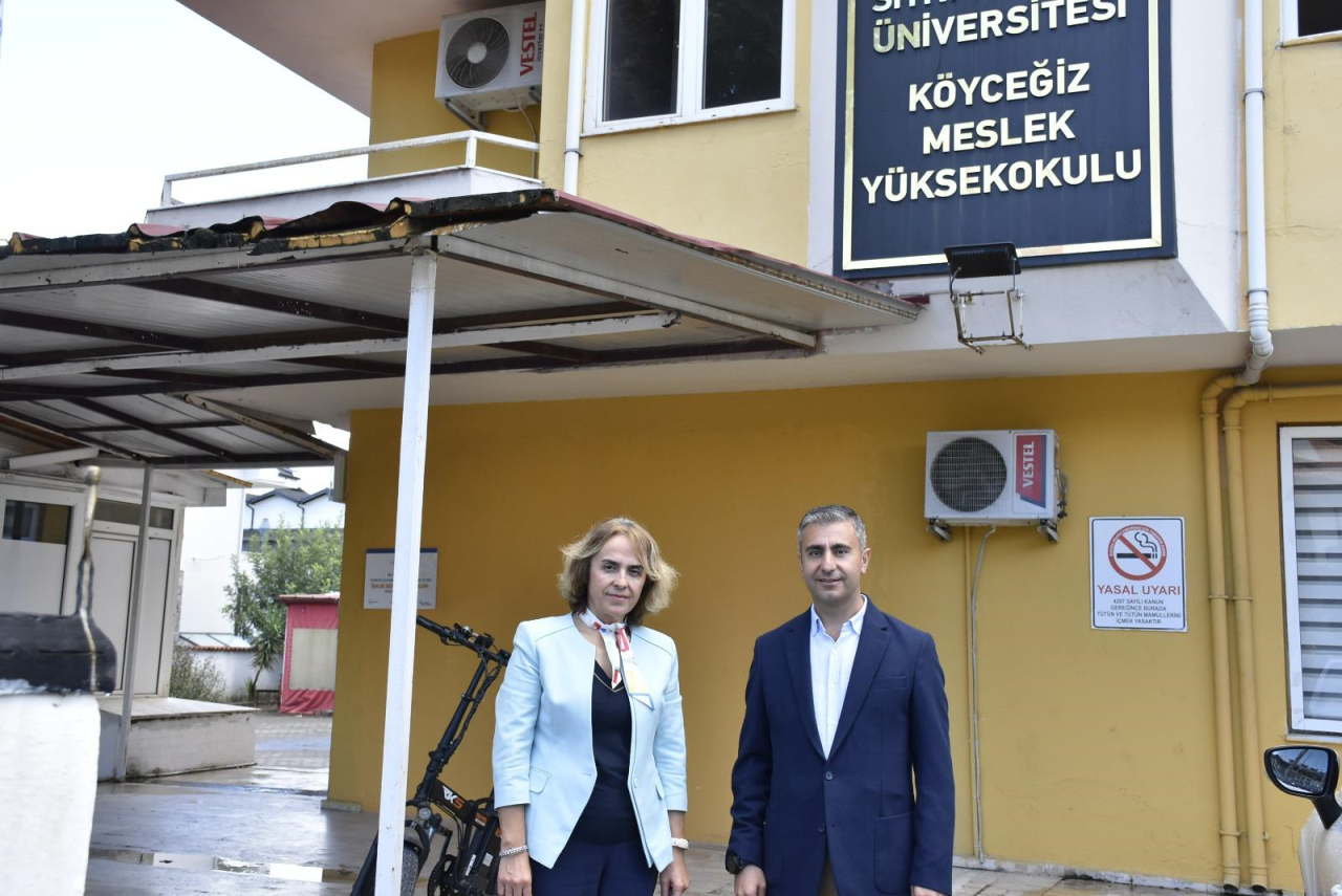 Köyceğiz Orman işletme Müdürü Volkan AYDIN, Yüksekokul Müdürümüz Doç. Dr. Hatice ULUSOY
