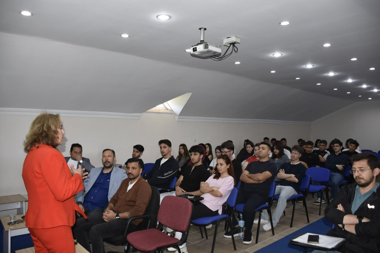 Müdür- Öğrenci Buluşması Gerçekleştirildi