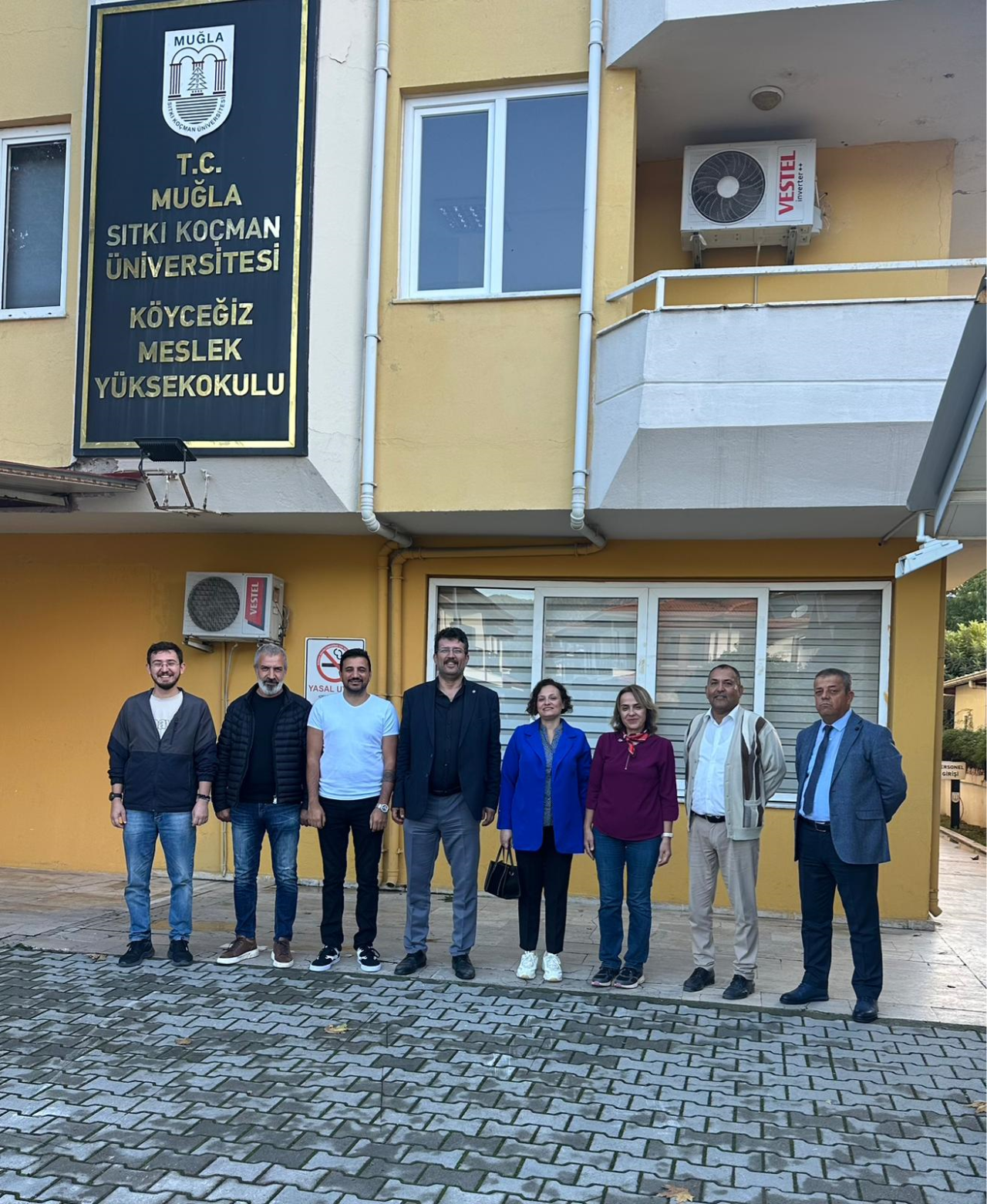 MHP Köyceğiz Teşkilatından Okulumuza Ziyaret 