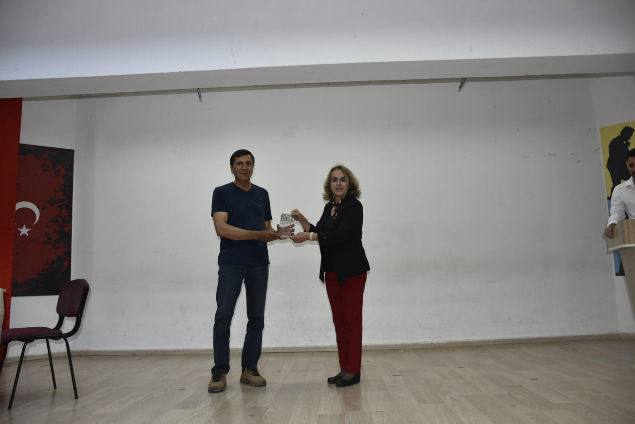Kariyer Yolculuğu: Sektörle Buluşma Söyleşi Etkinliği Gerçekleştirildi
