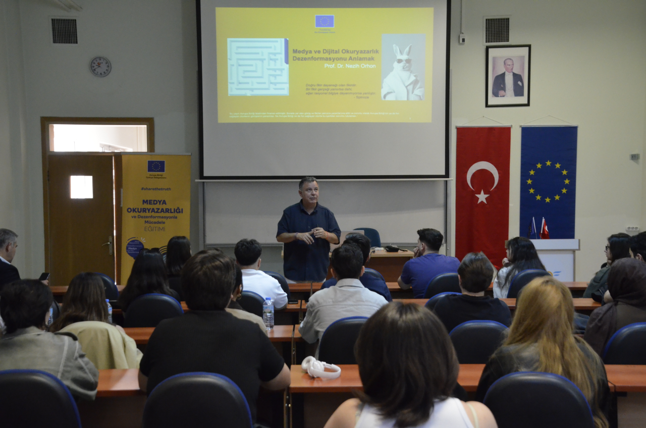 Medya Okuryazarlığı ve Dezenformasyonla Mücadele Eğitimi Gerçekleştirildi