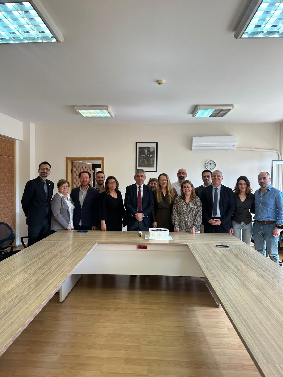 Siyaset Bilimi ve Uluslararası İlişkiler Bölümümüze S.T.A.R. Akreditasyon Belgesi Takdim Edildi