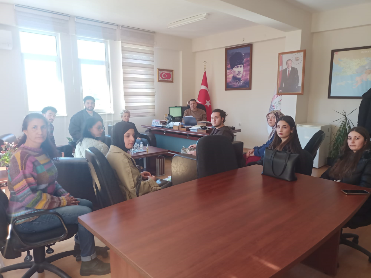 İŞKUR GENÇLİK PROGRAMI ÖĞRENCİLERİ İLE BİLGİLENDİRME TOPLANTISI DÜZENLENDİ