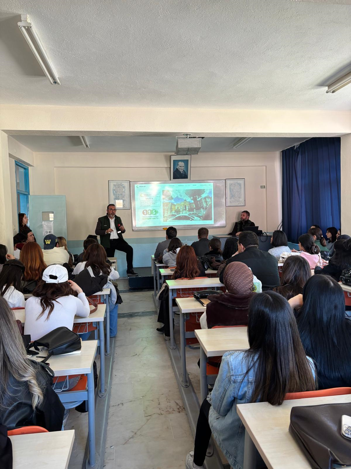 Ula Ali Koçman Meslek Yüksekokulu öğrencilerine bağımlılık eğitimi verildi