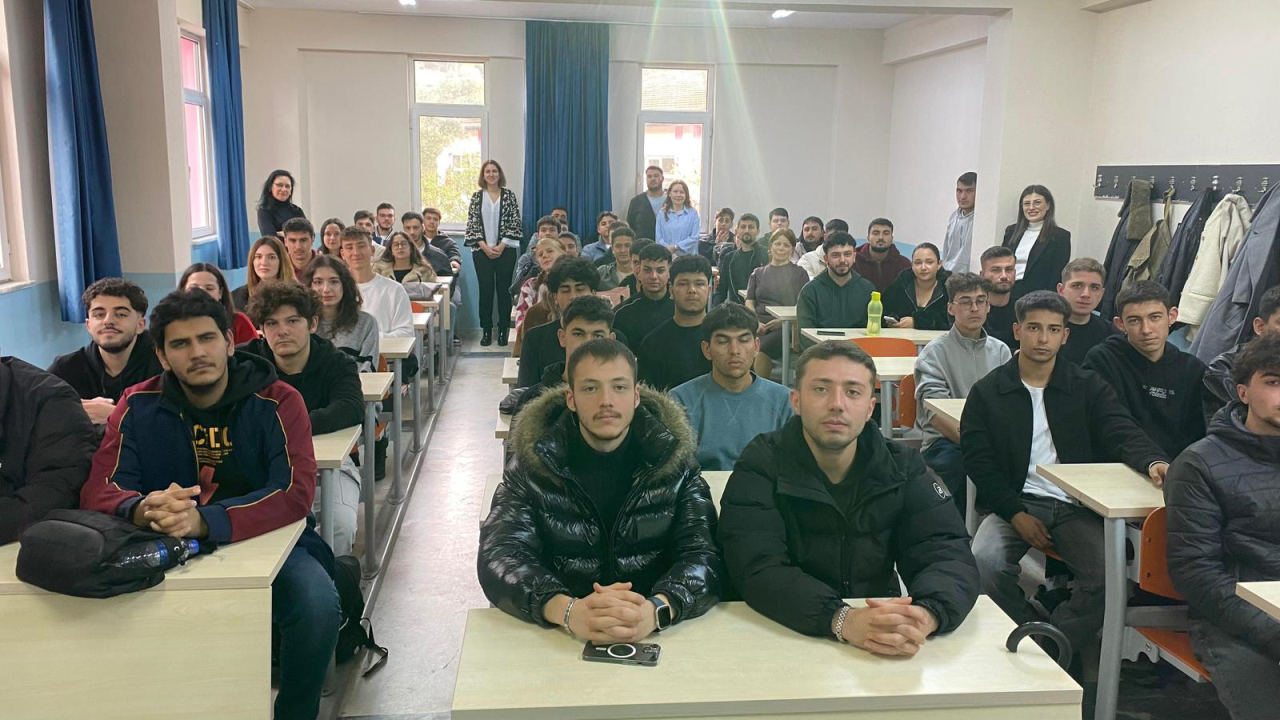 GDZ Enerji Yatırımları A.Ş.ve ADM Elektrik Dağıtım A.Ş Yetkililerinin Yüksekokulumuzu Ziyareti