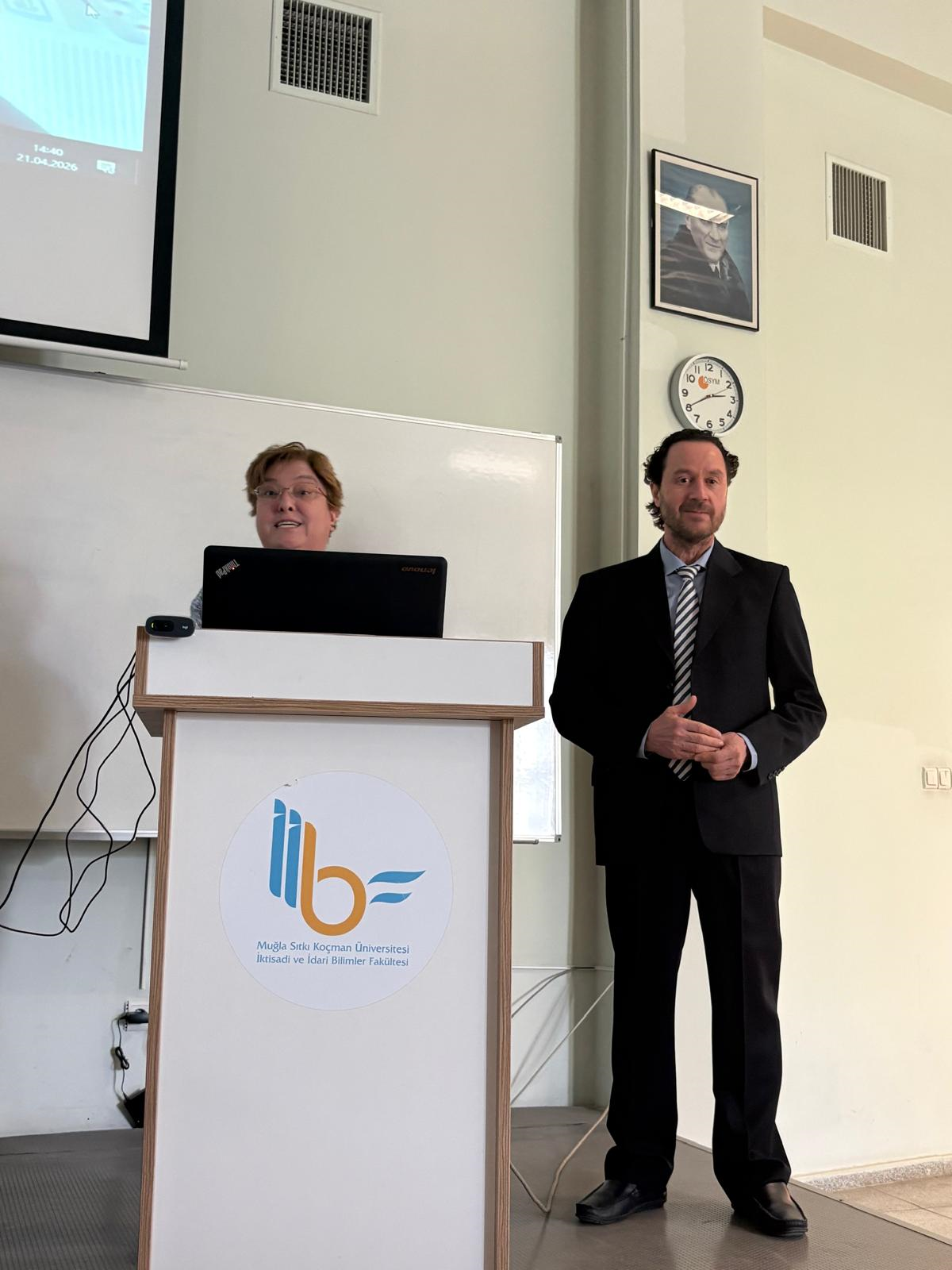 Mezun-Öğrenci Buluşması Etkinliği Gerçekleştirildi