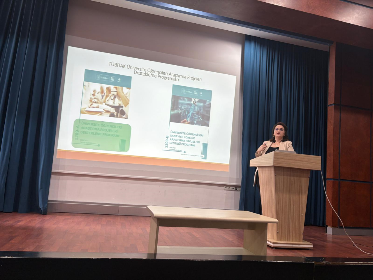 TÜBİTAK 2209 Projeleri Bilgilendirme Semineri Gerçekleştirildi