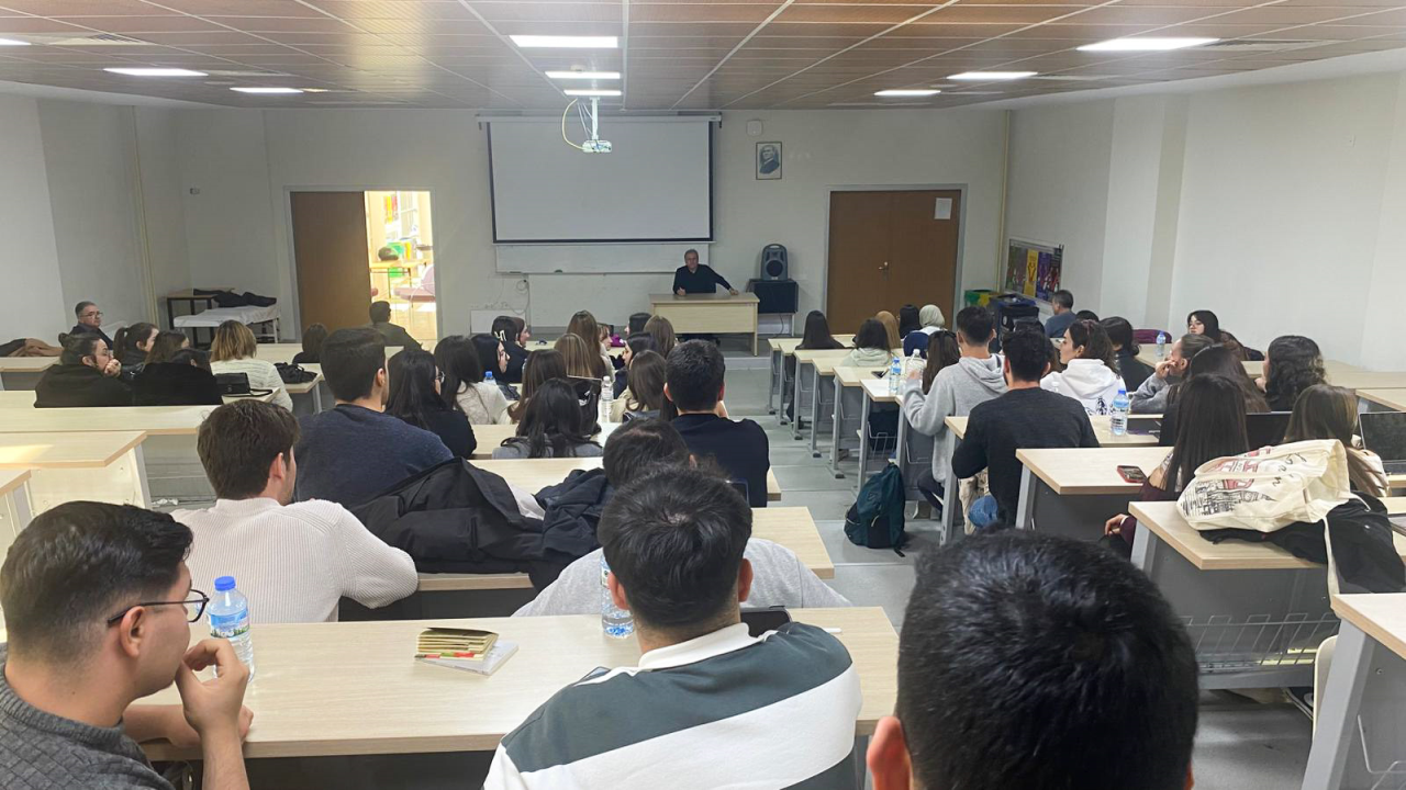 Dekan - Öğrenci Buluşması Gerçekleştirildi