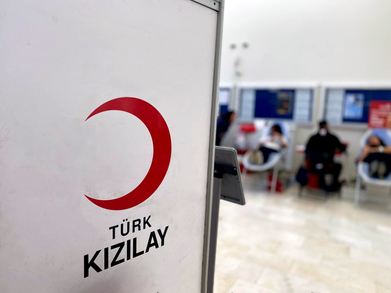 Fakültemizde Kızılay İş Birliğiyle Kan Bağışı Etkinliği Düzenlendi