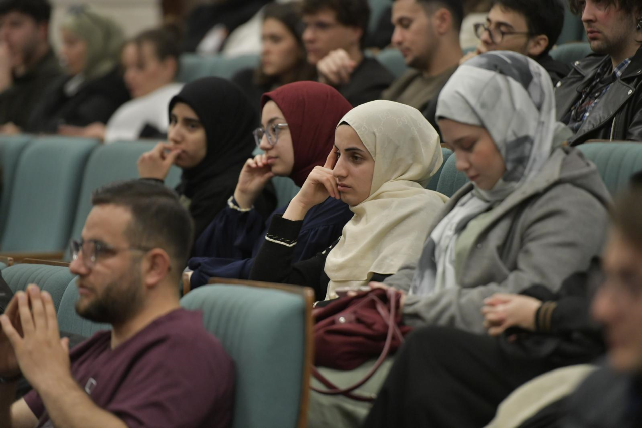 Rektör-Öğrenci Buluşması Yapıldı