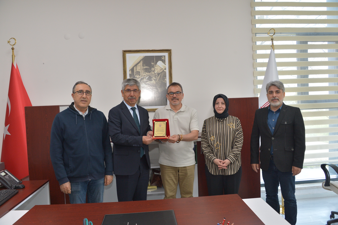 Fakültemizde Dekanlık Devir Teslim Töreni Gerçekleştirildi