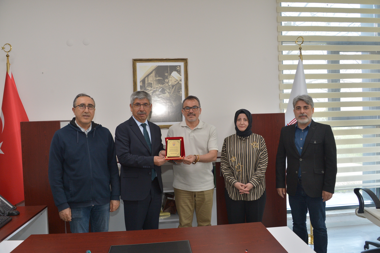 Fakültemizde Dekanlık Devir Teslim Töreni Gerçekleştirildi